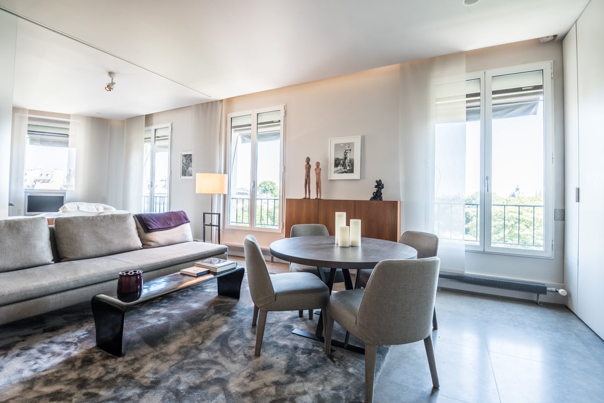 Appartement Avenue Matignon à Paris