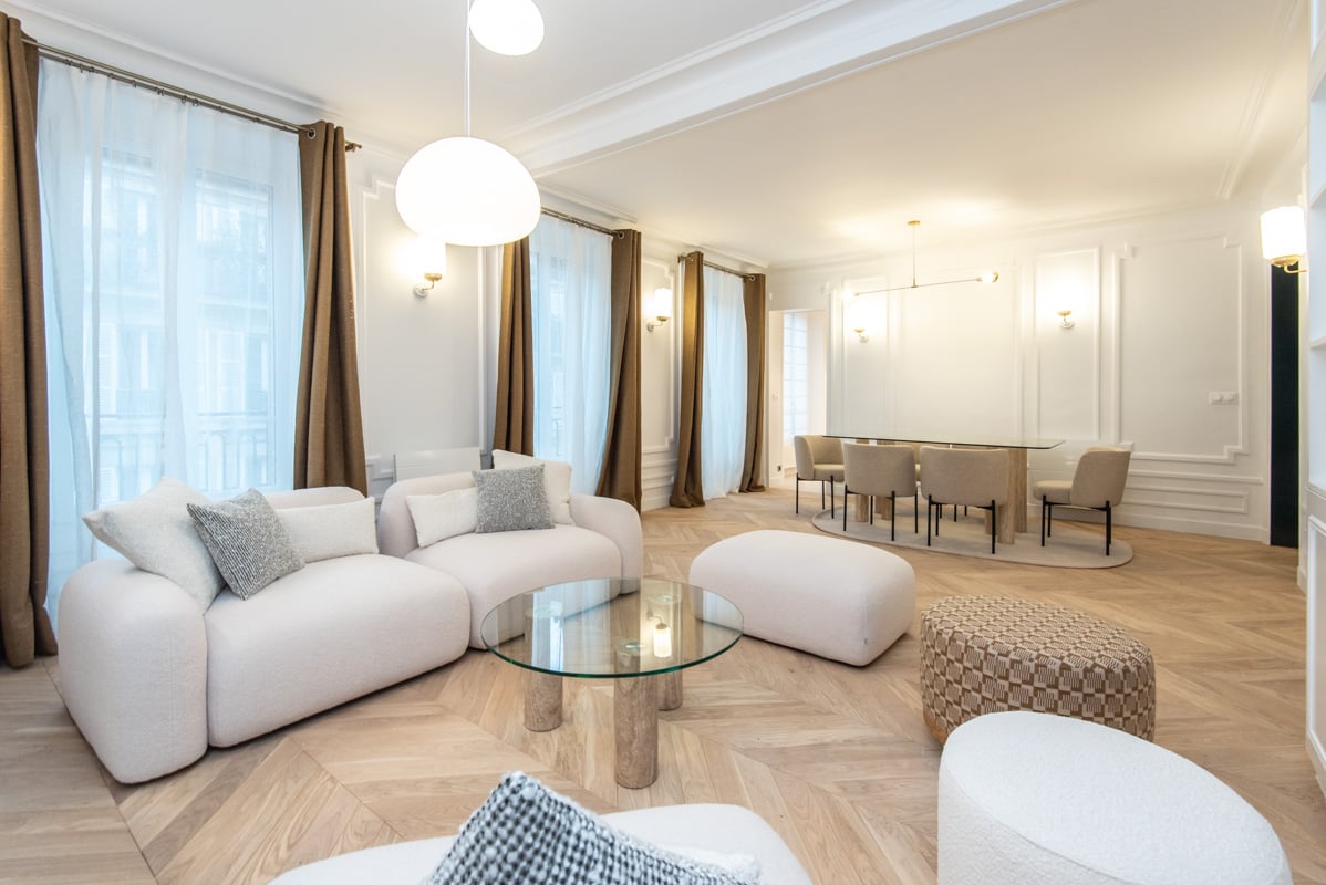 Appartement rue de Berri à Paris