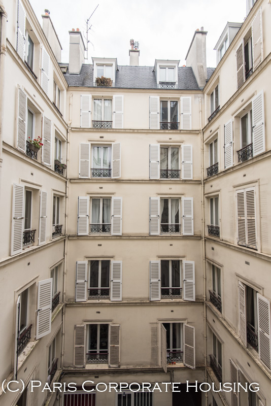 Avenue de la MottePicquet 3 Bedrooms Unfurnished