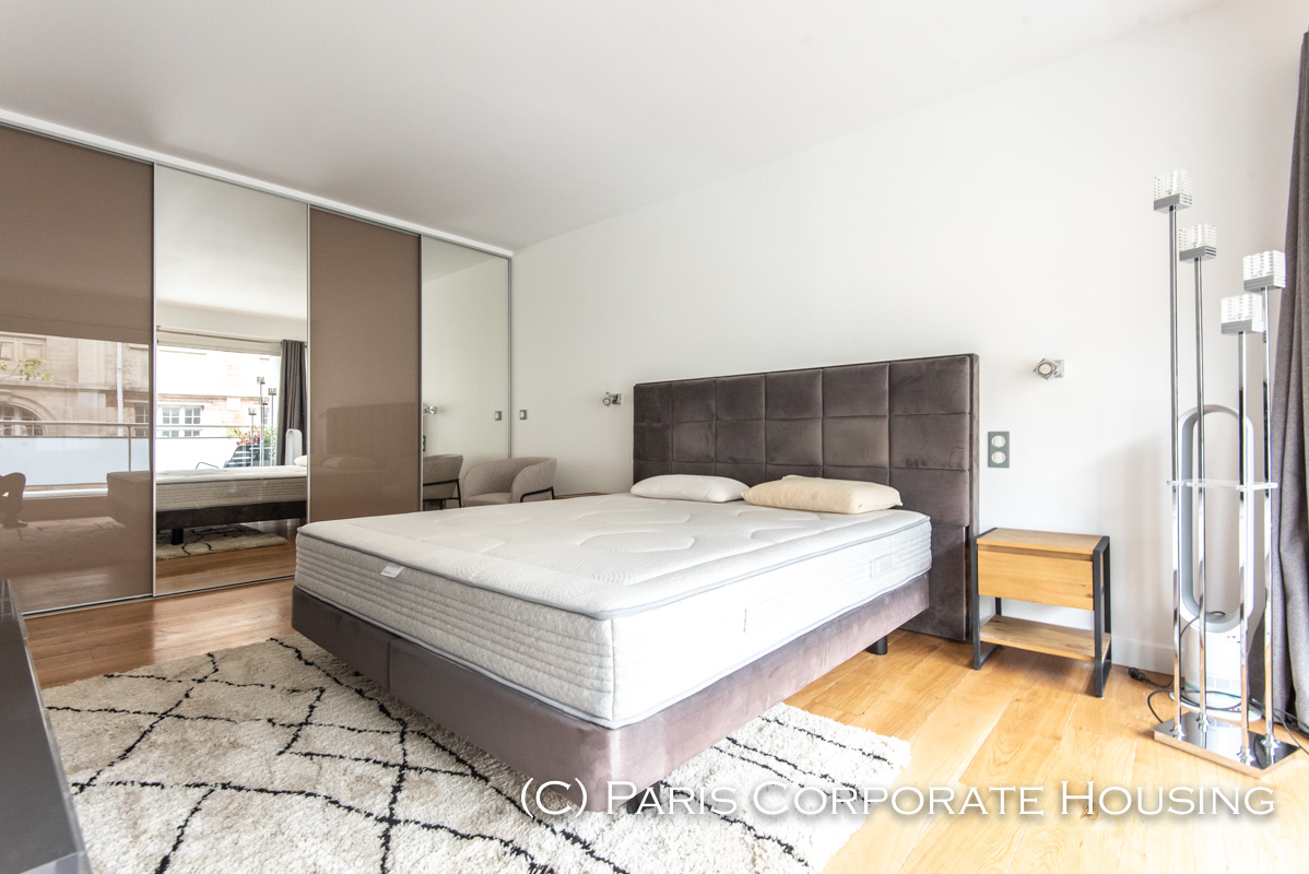 Rue du Général Camou 5 Bedrooms Furnished