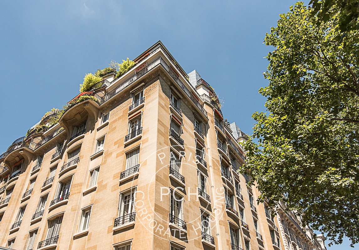 Avenue de la MottePicquet 2 Bedrooms Furnished