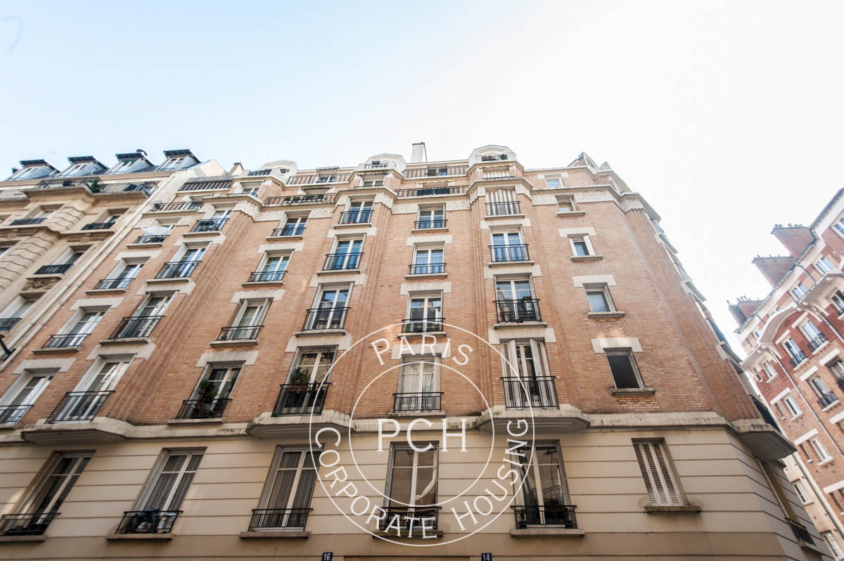 17 Rue Fantin Latour 75016 Paris